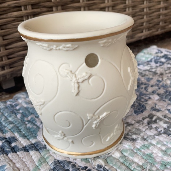 Yankee Candle Porcelain Tree Warmer - Picture 4 of 8